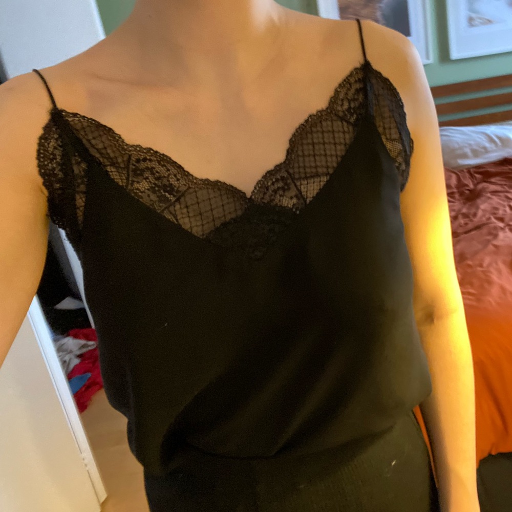 Black camisole with lace